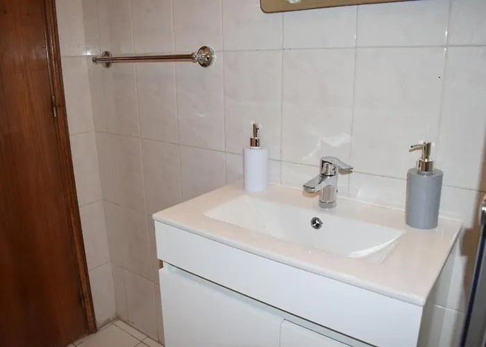 公寓 Terreiro Da Erva House 科英布拉